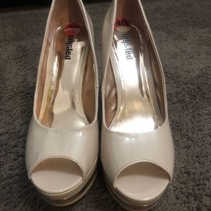 Unlisted beige heels open toe